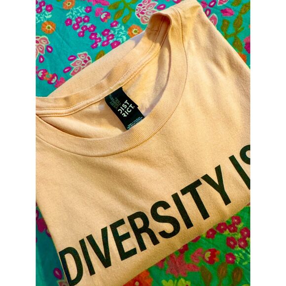 T-Shirt 2X District Tan Diversity and Inclusion Social Justice 100% Cotton - Picture 15 of 15